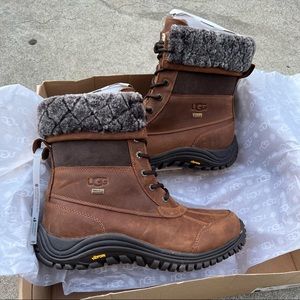 UGG AUTHENTIC womens Adirondack II Sz 10 new